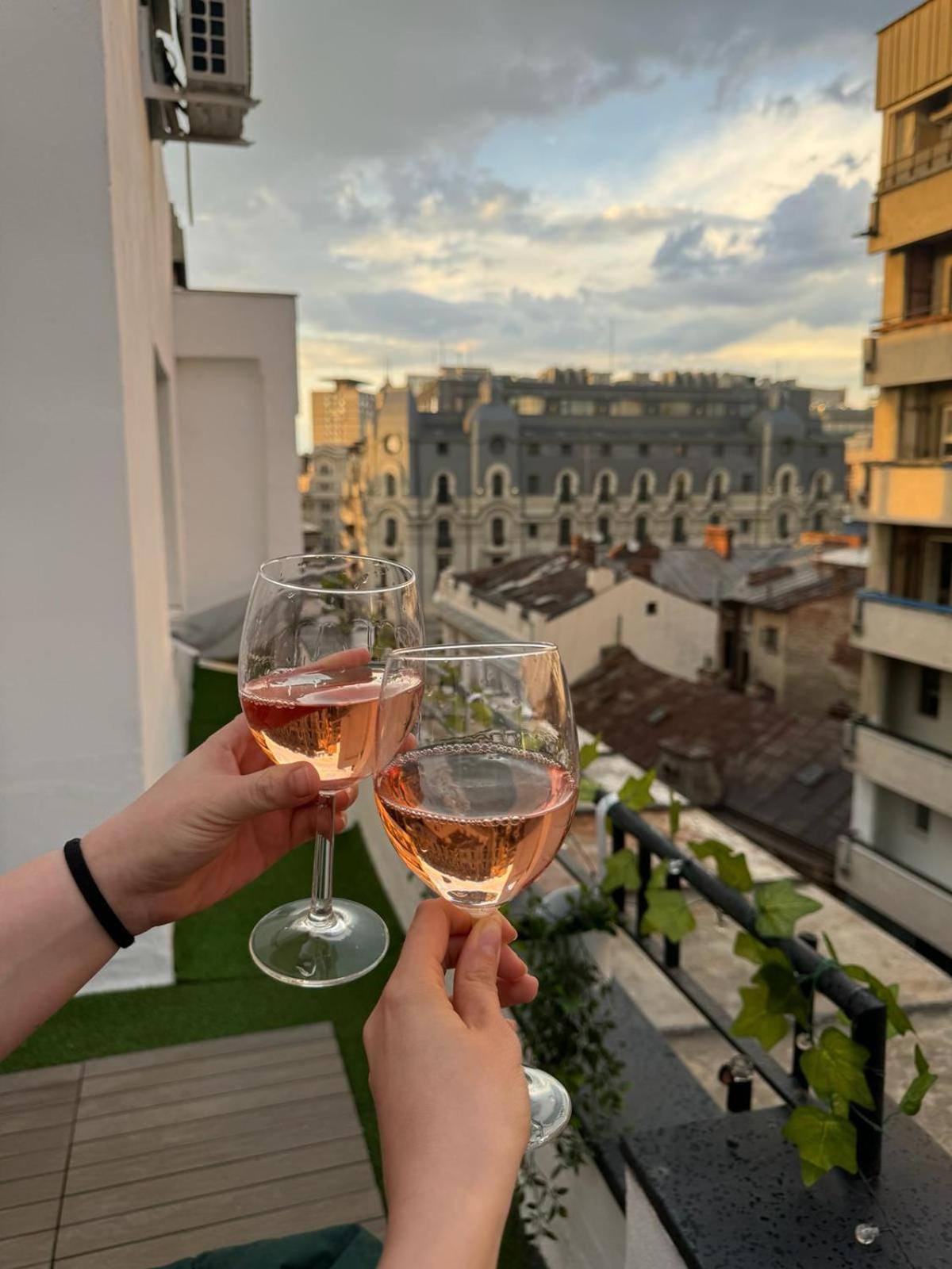 Skycentral Bukurešť Exteriér fotografie